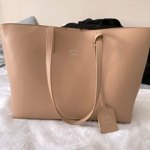 Nude tote bag